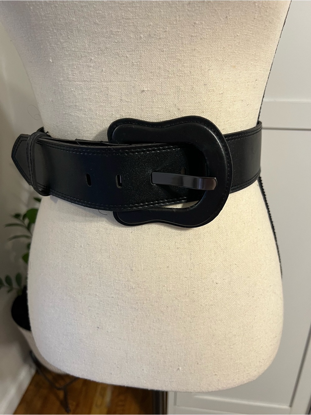 Wide Black Women's Fashion Belt with Statement Buckle
